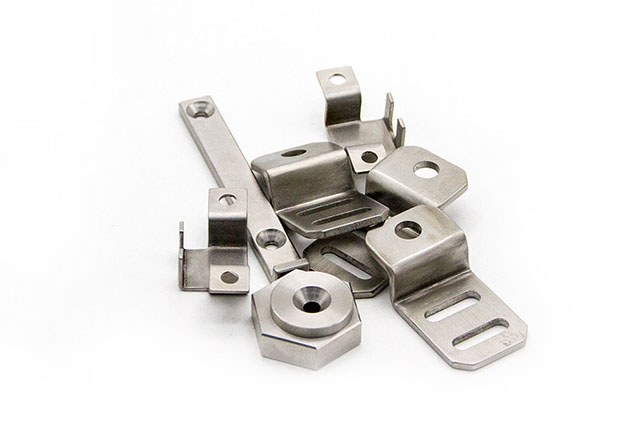 各行業是怎樣要求航空零件切割機床的