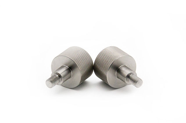 怎么處理cnc加工中心的不正常轉速?cnc加工刀具半徑補償要注意什么?