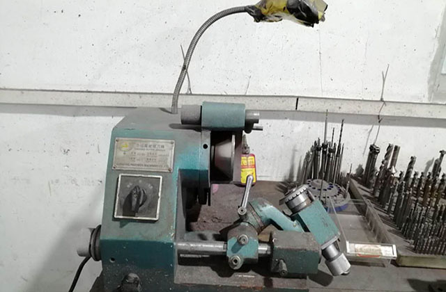 精密電機殼配件加工過程下料件的質量要求 精密電機殼配件加工過程下料件的質量要求