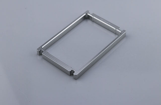 深圳五金零件加工的數控系統特點有什么？